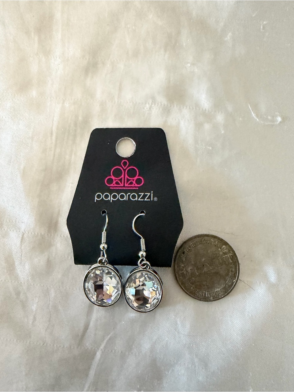 Paparazzi dangle crystal earrings